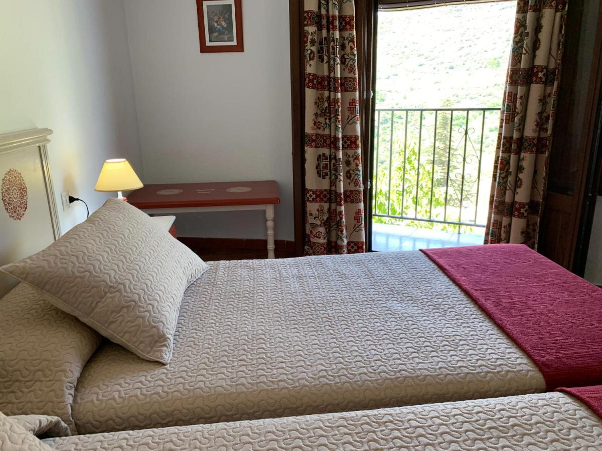 Hostal Atalaya En Capileira Cb ภายนอก รูปภาพ