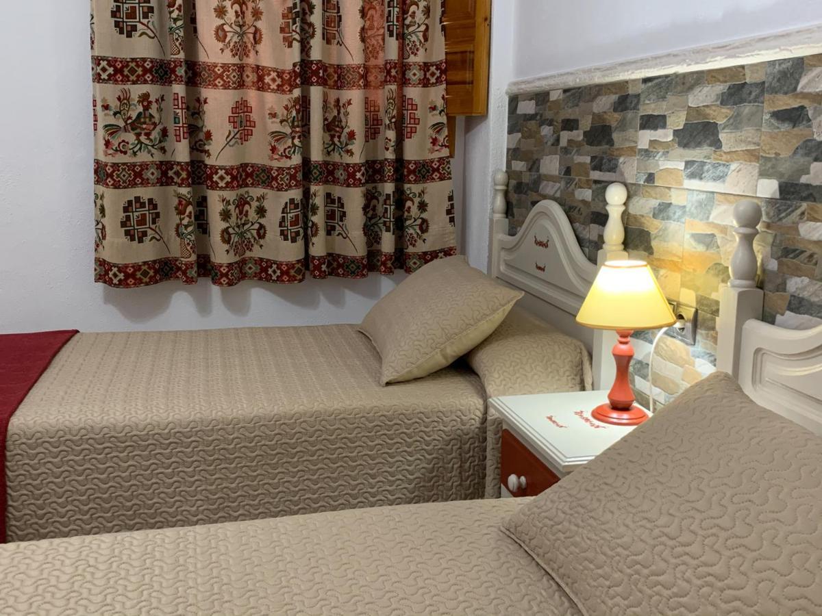 Hostal Atalaya En Capileira Cb ภายนอก รูปภาพ